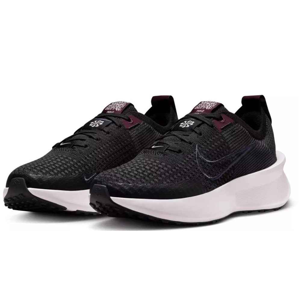 NEW Nike Interact Run Performance Running Shoes Women’s Size 7.5 Black